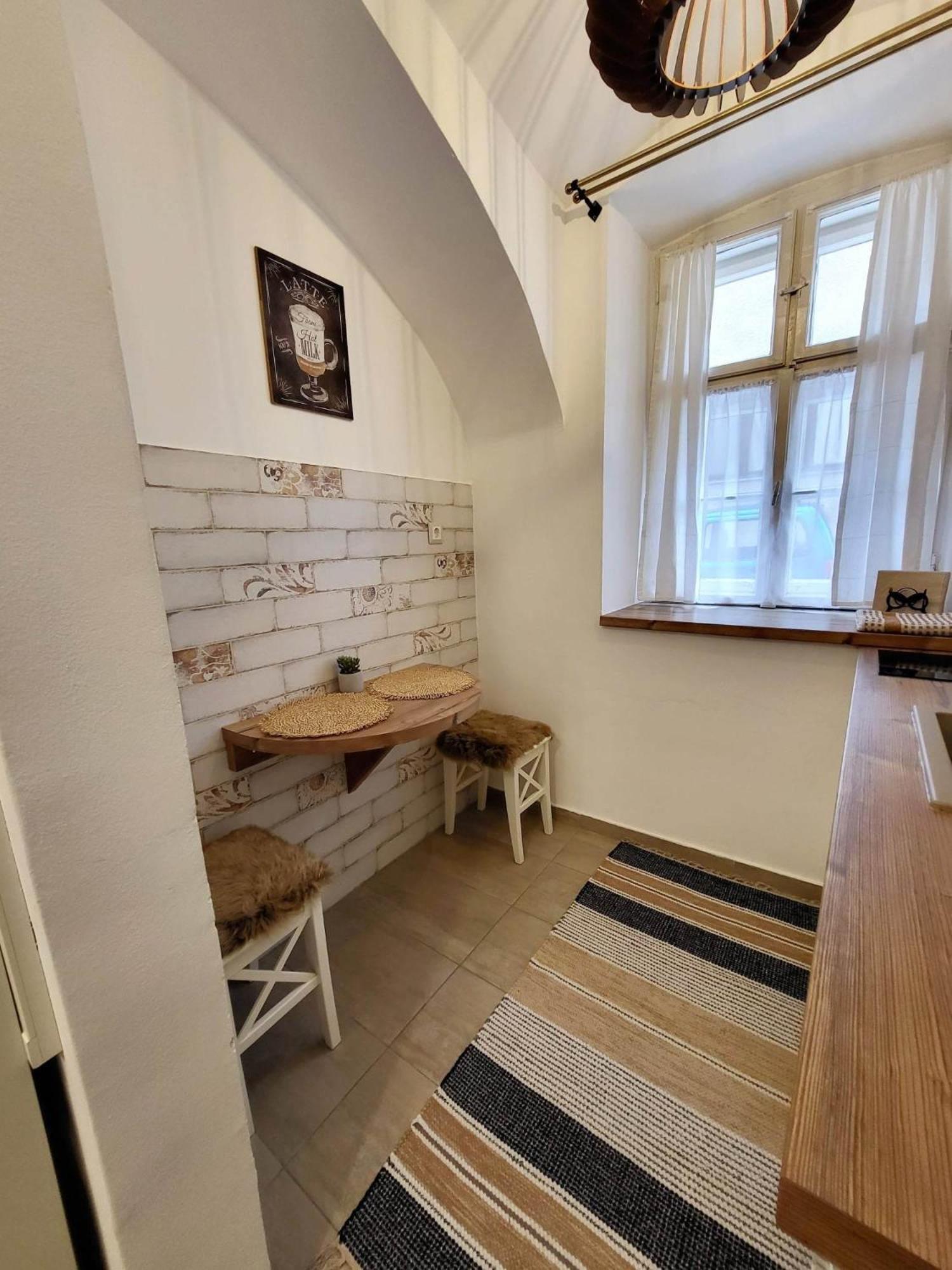 Downtown Romantic Székesfehérvár Екстериор снимка